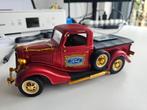 Ford V8 Custom, Hobby en Vrije tijd, Modelauto's | 1:18, Ophalen of Verzenden, Gebruikt, Auto, Solido