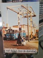 Max Velthuis met de bus door de Domstad, Boeken, Ophalen