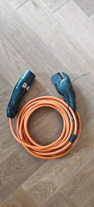 laadkabel type 1 o. a. outlander  beschikbaar voor biedingen