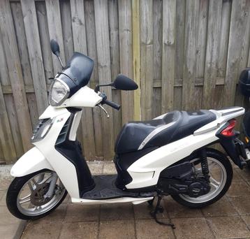 Te Koop Malaguti Centro Met Kenteken Loop Of Sloop GoedLezen beschikbaar voor biedingen