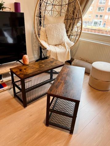 2 industrial wood/metal shoe racks-Excellent condition beschikbaar voor biedingen
