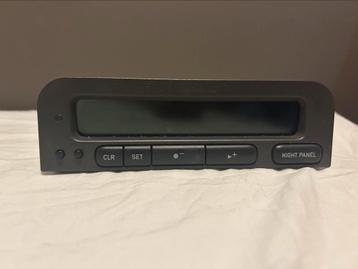 Saab info display (SID2) beschikbaar voor biedingen