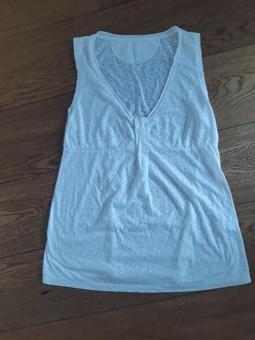 Just B mouwloos t-shirt - M/L, Kleding | Dames, T-shirts, Zo goed als nieuw, Maat 38/40 (M), Wit, Zonder mouw, Ophalen of Verzenden