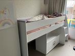 Half hoogslaper inclusief bureau, Kinderen en Baby's, Kinderkamer | Stapelbedden en Hoogslapers, Ophalen, Zo goed als nieuw, Hoogslaper