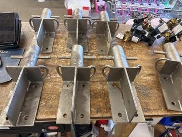 Bolder met montage plaat beschikbaar voor biedingen