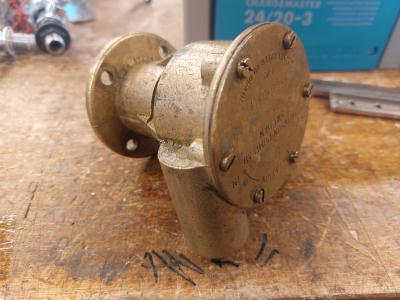 Koelwaterpomp Johnson F5B-9, Watersport en Boten, Bootonderdelen, Gebruikt