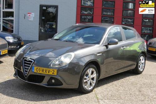 Alfa Romeo Giulietta 1.4 T Distinctive ,AIRCO, NAVI , PDC, Auto's, Alfa Romeo, Bedrijf, Te koop, Giulietta, ABS, Airbags, Airconditioning