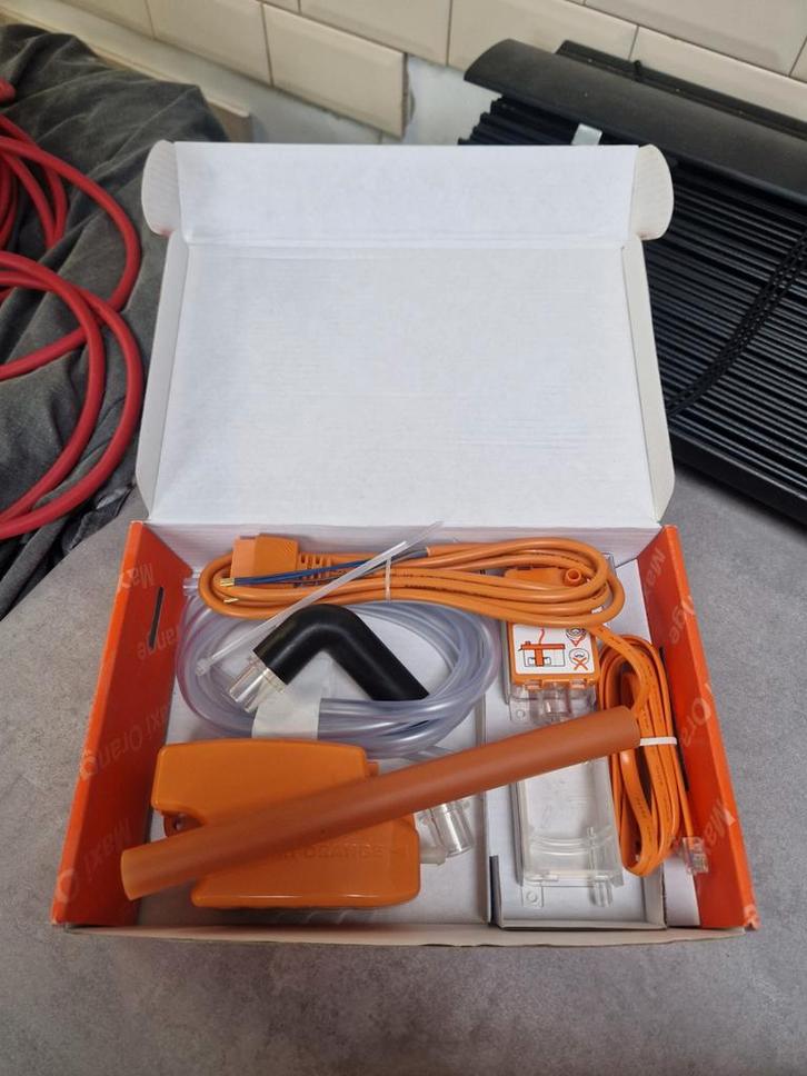 2x Aspen Maxi Orange Condenswaterpomp - Nieuw!, Doe-het-zelf en Verbouw, Gereedschap | Handgereedschap, Nieuw, Ophalen of Verzenden