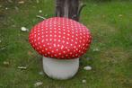 Kinderkrukje in de vorm van een paddenstoel, rood met witte, Kunststof, Gebruikt, Ophalen of Verzenden
