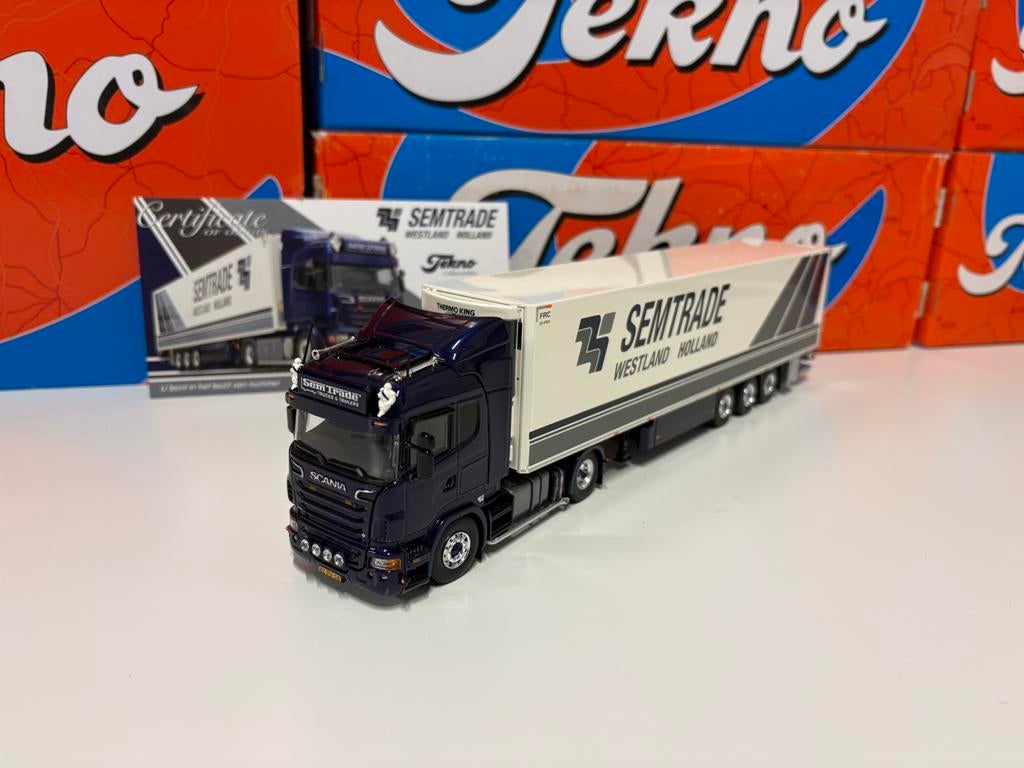 Tekno Semtrade, Hobby en Vrije tijd, Modelauto's | 1:50, Ophalen of Verzenden, Zo goed als nieuw, Bus of Vrachtwagen, Tekno