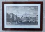 Gezicht op de Waag de Oude Rijn en L. Vrouwekerk te Leiden, Antiek en Kunst, Kunst | Etsen en Gravures, Ophalen of Verzenden