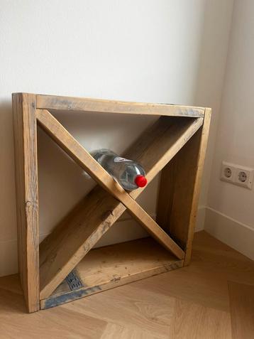 Stevig wijnrek X | steigerhout  | bijzettafel beschikbaar voor biedingen