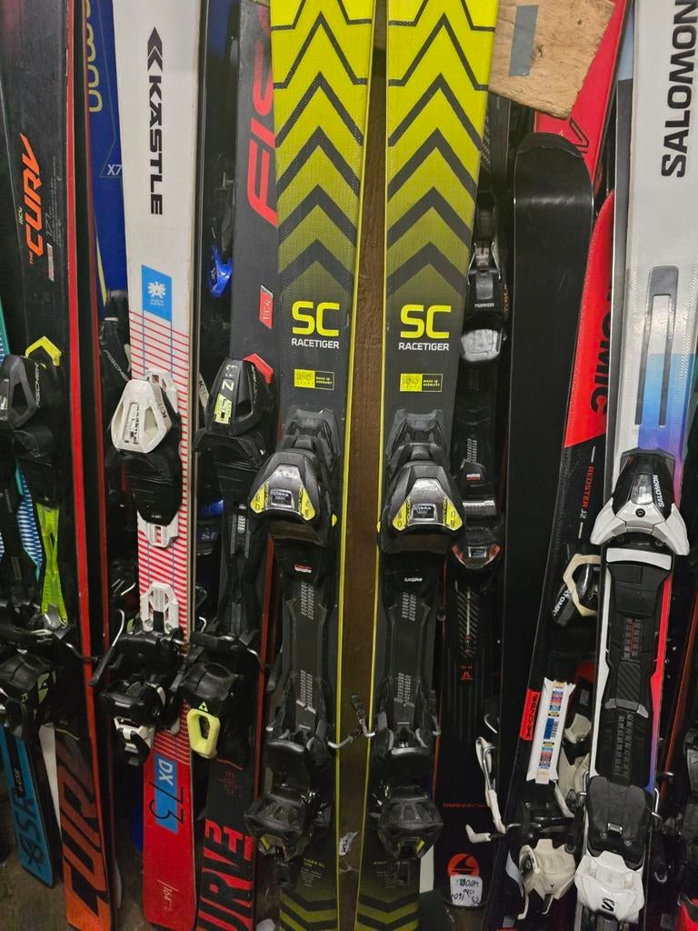 170cm VOLKL RACETIGER SC UVO NP880€ KLEINE BOCHTEN gevorderd, Overige merken, 160 tot 180 cm, Ophalen of Verzenden, Zo goed als nieuw