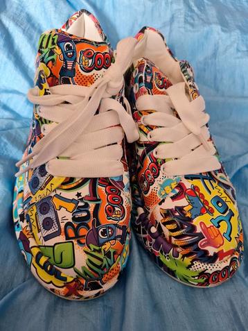 Nieuwe sneakers  mt 38 beschikbaar voor biedingen