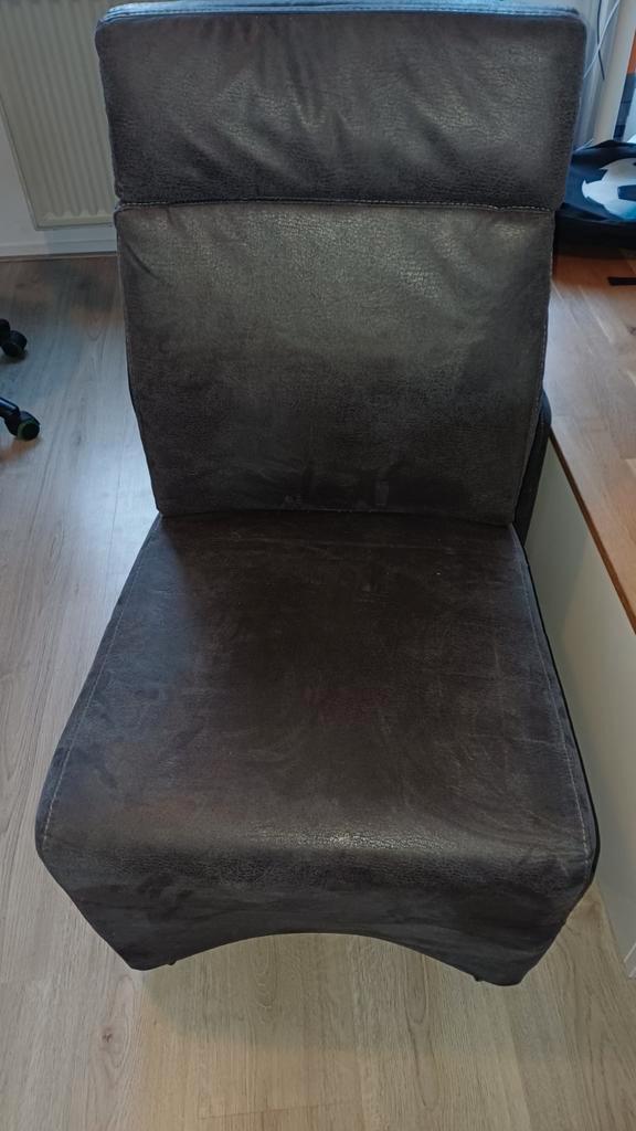 6 Grijze Suede Eetkamerstoelen met Wieltjes, Huis en Inrichting, Stoelen, Stof, Grijs, Ophalen