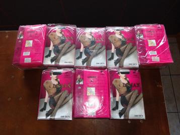 partij van 120 panty's 100 denier beschikbaar voor biedingen