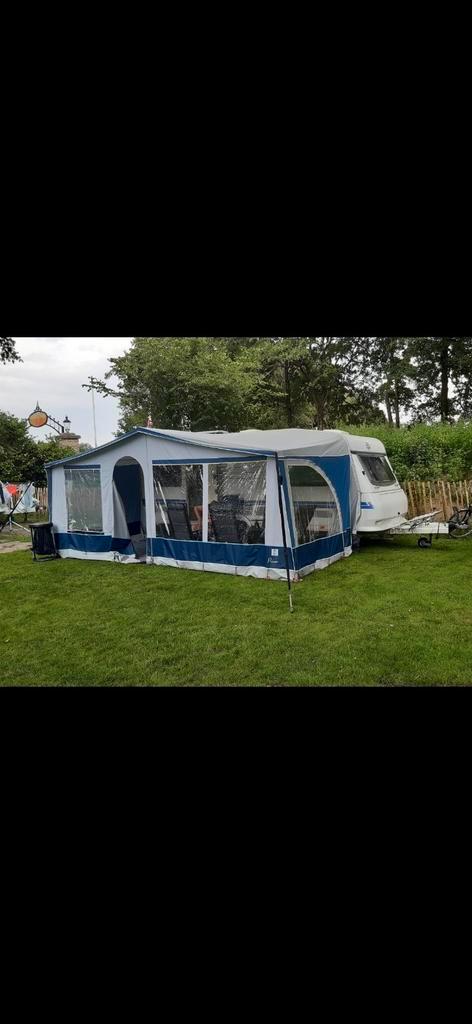 Hobby 540 UL Caravan met Voortent mover ., Caravans en Kamperen, Caravans, Particulier, tot en met 4, 1250 - 1500 kg, Rondzit