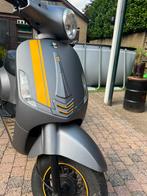 Gts toscana scooter project, Fietsen en Brommers, Ophalen, Zo goed als nieuw