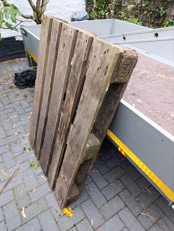2 x Euro pallet gratis  beschikbaar voor biedingen