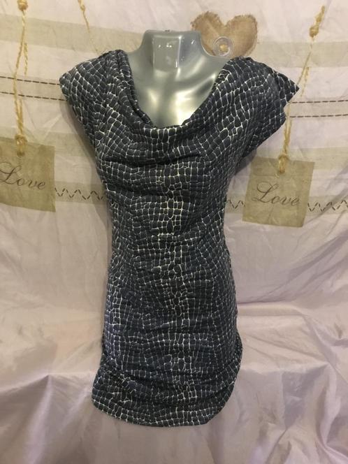 Vero Moda jurk maat M (3C1), Kleding | Dames, Jurken, Gedragen, Ophalen of Verzenden