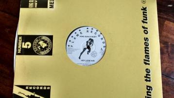 Maxi single - King Sun-D Moet - Hey love beschikbaar voor biedingen