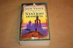 Station Araminta - Kronieken Cadwal 1 - Jack Vance, Boeken, Ophalen of Verzenden, Gelezen