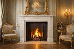Statige franse antieke Schouw in carrara marmer openhaard, Huis en Inrichting, Haarden, Verzenden, Vrijstaande haard, Elektrische haard