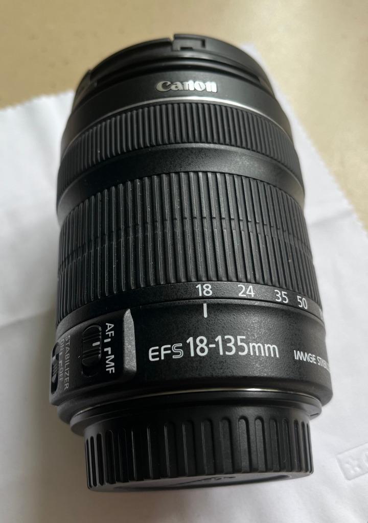 Canon EFS 18-135mm lens + EW-73C zonnekap + Canon foedraal, Audio, Tv en Foto, Fotografie | Lenzen en Objectieven, Zo goed als nieuw