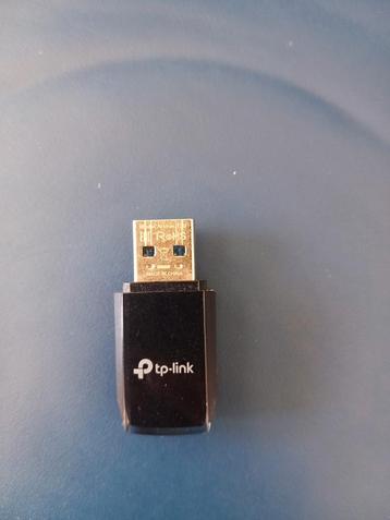 Wifi usb  beschikbaar voor biedingen