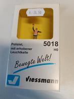 Viessmann 5018H0 politieman met verlicht stopsignaal, Overige merken, Wisselstroom, Overige typen, Nieuw