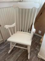 Te koop brocante wiegstoel schommelstoel houten stoel wit, Huis en Inrichting, Stoelen, Gebruikt, Wit, Ophalen of Verzenden, Eén