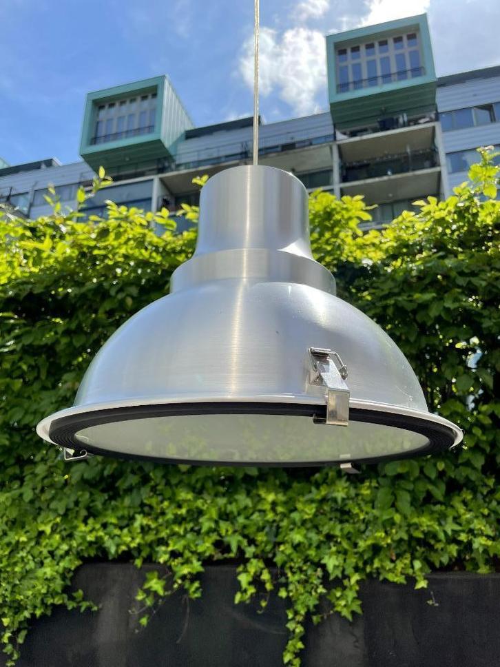 Industriële hanglamp, Huis en Inrichting, Lampen | Hanglampen, Zo goed als nieuw, Glas, Metaal, Ophalen of Verzenden