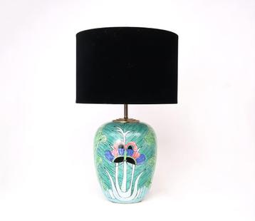 Vintage Chinese Famille vert tafellamp met vlinder  beschikbaar voor biedingen