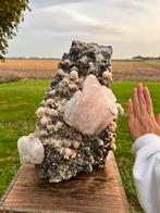 prachtige calciet cluster met 2 enorme calciet punten, Ophalen of Verzenden