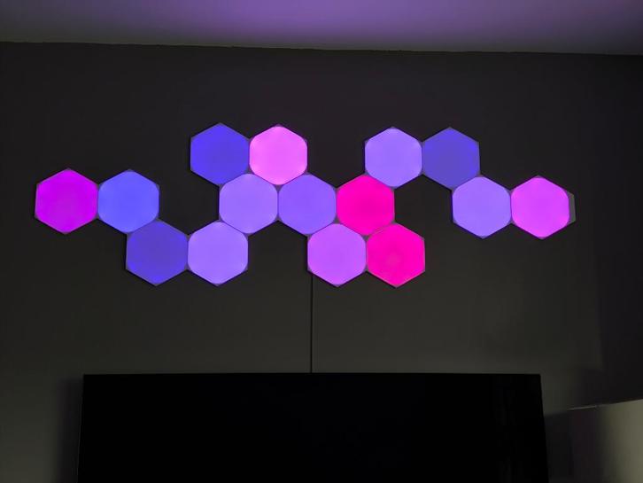 Nanoleaf Hexagon 15 RGB panelen, Huis en Inrichting, Lampen | Hanglampen, Zo goed als nieuw, Minder dan 50 cm, Kunststof, Ophalen of Verzenden