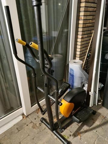 B-Ammoth Crosstrainer met hartslagmeter beschikbaar voor biedingen