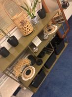 Stellingkast goud 130 breed 82 hoog 35,5, Ophalen, Met plank(en), Gebruikt, 50 tot 100 cm