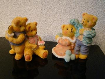 2 beeldjes met ieder 2 beren beschikbaar voor biedingen