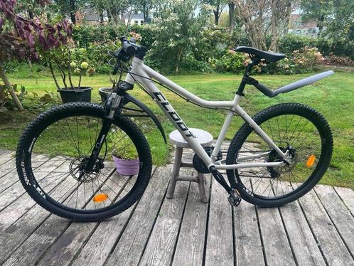 mountainbike, Fietsen en Brommers, Fietsen | Dames | Sportfietsen en Toerfietsen, Gebruikt, Overige merken, Minder dan 10 versnellingen