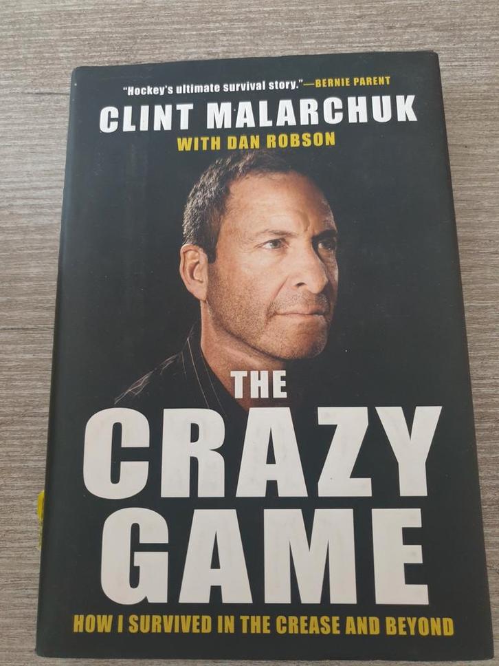 The Crazy Game - Clint Malarchuk, Boeken, Overige Boeken, Gelezen, Ophalen of Verzenden