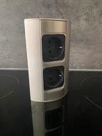 Hoekstopcontact voor twee stekkers, Verzenden, Gebruikt, Stopcontact