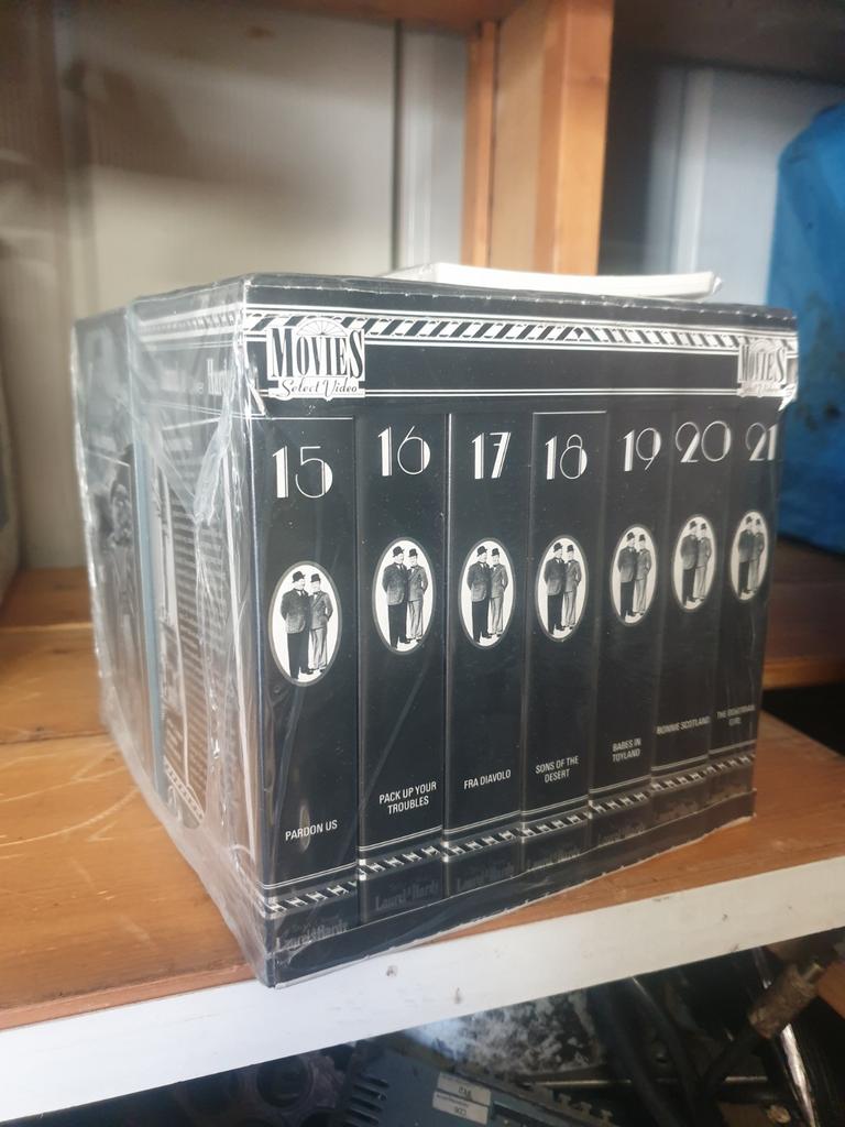 Laurel en hardy serie nieuw vhs, Alle leeftijden, Ophalen, Nieuw in verpakking