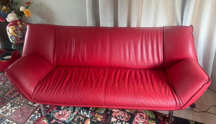 Leolux tango design bank Ferrari rood leer 3 zits, Huis en Inrichting, Banken | Sofa's en Chaises Longues, Zo goed als nieuw, Leer