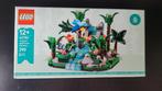 Te koop lego Tropical Rainforest Diorama 40782, Kinderen en Baby's, Speelgoed | Duplo en Lego, Ophalen of Verzenden, Nieuw