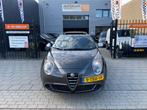 Alfa Romeo MiTo 0.9 TwinAir Distinctive 3e Eigenaar! Pano Ai, Auto's, Alfa Romeo, 47 €/maand, Origineel Nederlands, Te koop, Zilver of Grijs