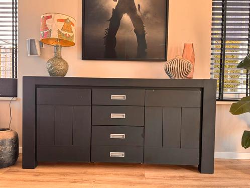 Henders & Hazel Zwart Dressoir, Huis en Inrichting, Kasten | Dressoirs, Gebruikt, 150 tot 200 cm, 25 tot 50 cm, Met lade(s), Overige houtsoorten