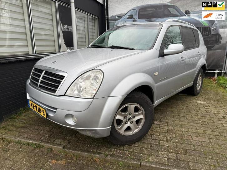SsangYong Rexton RX 270 Xdi AUTOMAAT GRIJS KENTEKEN, Auto's, Bestelauto's, Bedrijf, Te koop, 4x4, ABS, Airbags, Airconditioning