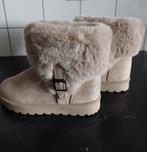 Nieuwe winterlaarzen 37, Kleding | Dames, Hoge laarzen, Beige, Nieuw, Ophalen of Verzenden