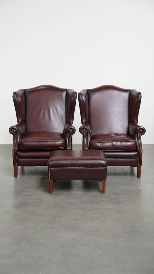 Set van 2 mooie bordeauxrode rundleren oorfauteuils + hocker, Huis en Inrichting, Fauteuils, Gebruikt, 75 tot 100 cm, 75 tot 100 cm