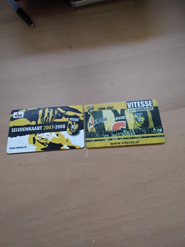 VITESSE, Ophalen of Verzenden, Zo goed als nieuw, Vitesse, Vaantje of Sjaal